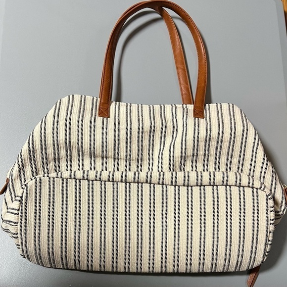 Madison West Overnight Tote and Sidekick Bag White With Black Stripes - Picture 7 of 14